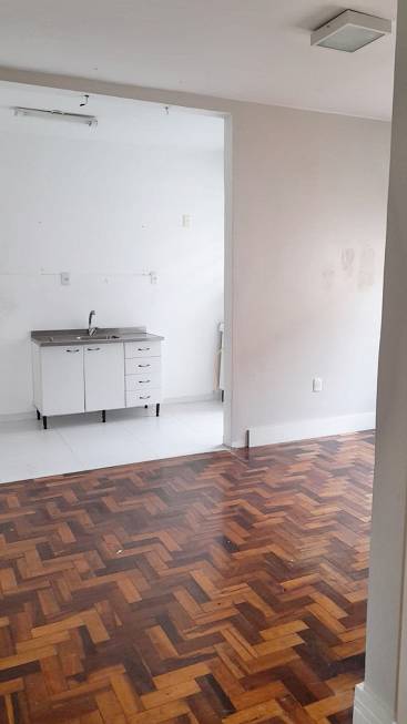 Foto 5 de Apartamento com 2 Quartos para alugar, 60m² em Menino Deus, Porto Alegre