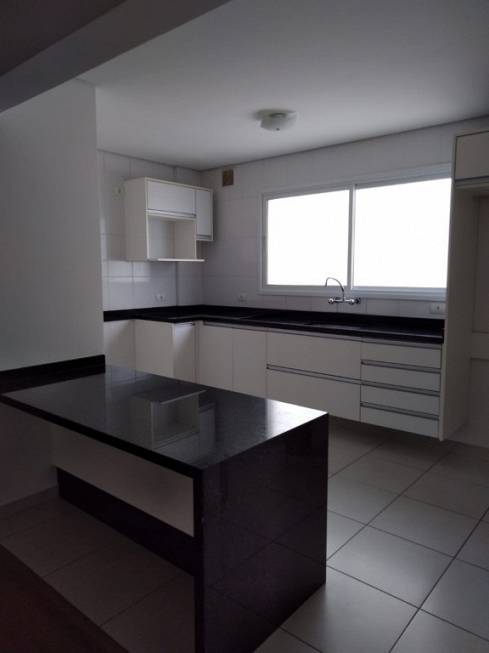 Foto 5 de Apartamento com 3 Quartos para alugar, 156m² em Centro Cívico, Curitiba