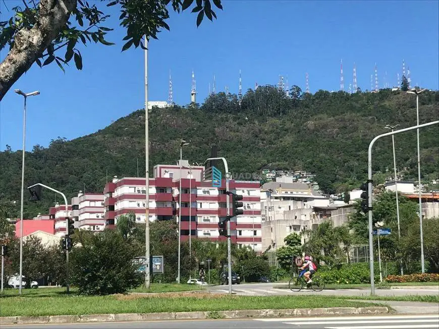 Foto 1 de Apartamento com 3 Quartos à venda, 86m² em Trindade, Florianópolis