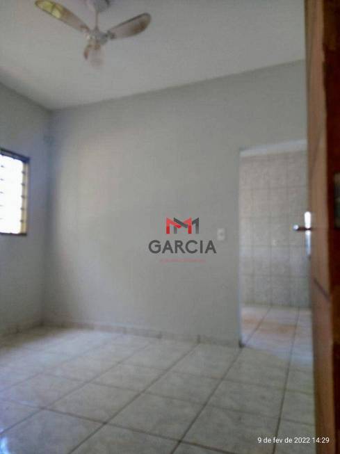 Foto 3 de Casa com 2 Quartos para alugar, 293m² em , Paiçandu