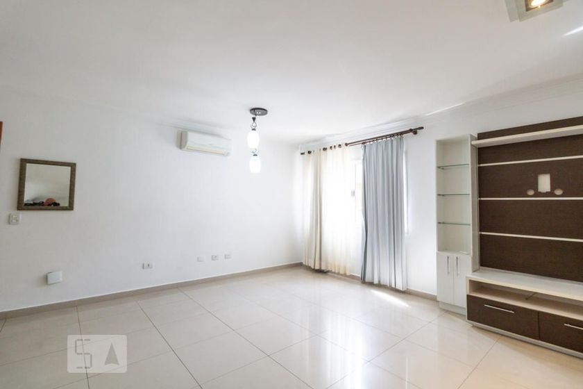 Foto 2 de Casa com 3 Quartos para alugar, 156m² em Jardim Ester Yolanda, São Paulo