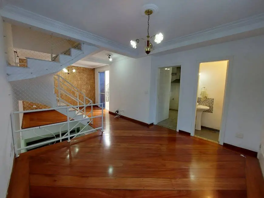 Foto 1 de Casa com 3 Quartos para alugar, 181m² em Saúde, São Paulo