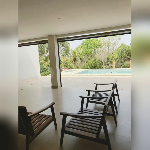 Foto 3 de Sobrado com 4 Quartos à venda, 650m² em Alphaville Flamboyant Residencial Araguaia, Goiânia