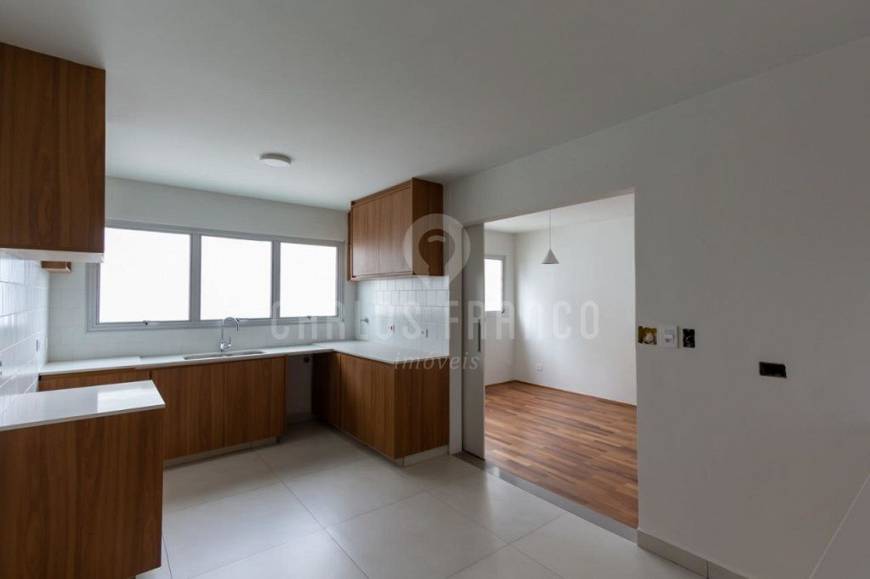 Foto 5 de Apartamento com 4 Quartos à venda, 294m² em Morumbi, São Paulo