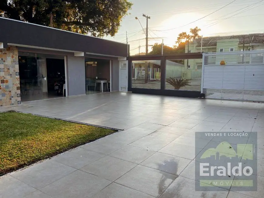 Foto 3 de Casa com 3 Quartos à venda, 260m² em Caioba, Matinhos