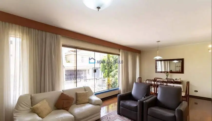 Foto 1 de Casa com 3 Quartos para alugar, 357m² em Vila Brasilina, São Paulo