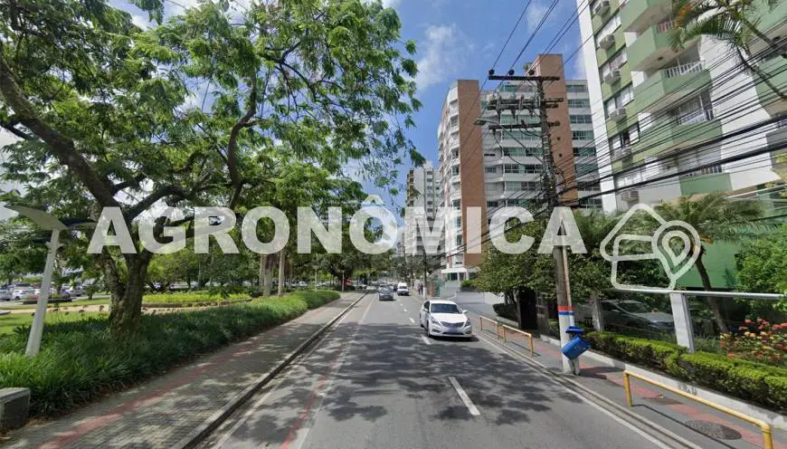 Foto 1 de Apartamento com 3 Quartos à venda, 236m² em Agronômica, Florianópolis