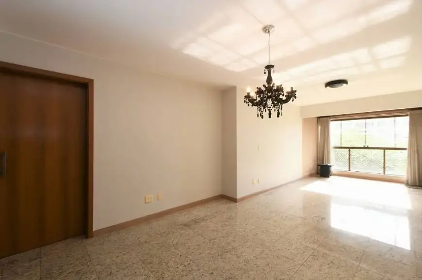 Foto 1 de Apartamento com 3 Quartos para alugar, 111m² em Asa Norte, Brasília