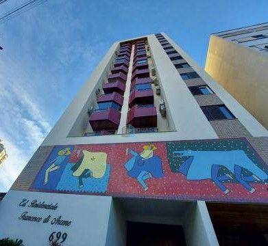 Foto 4 de Apartamento com 3 Quartos à venda, 120m² em Centro, Florianópolis