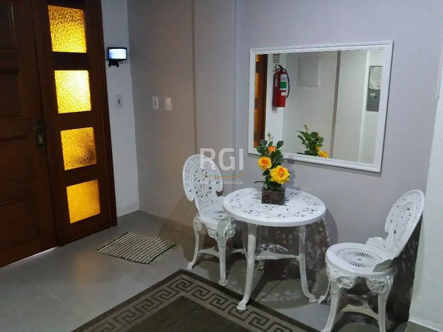 Foto 4 de Apartamento com 3 Quartos à venda, 195m² em Vila Ipiranga, Porto Alegre