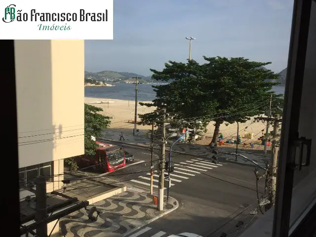 Foto 2 de Apartamento com 4 Quartos à venda, 215m² em Icaraí, Niterói