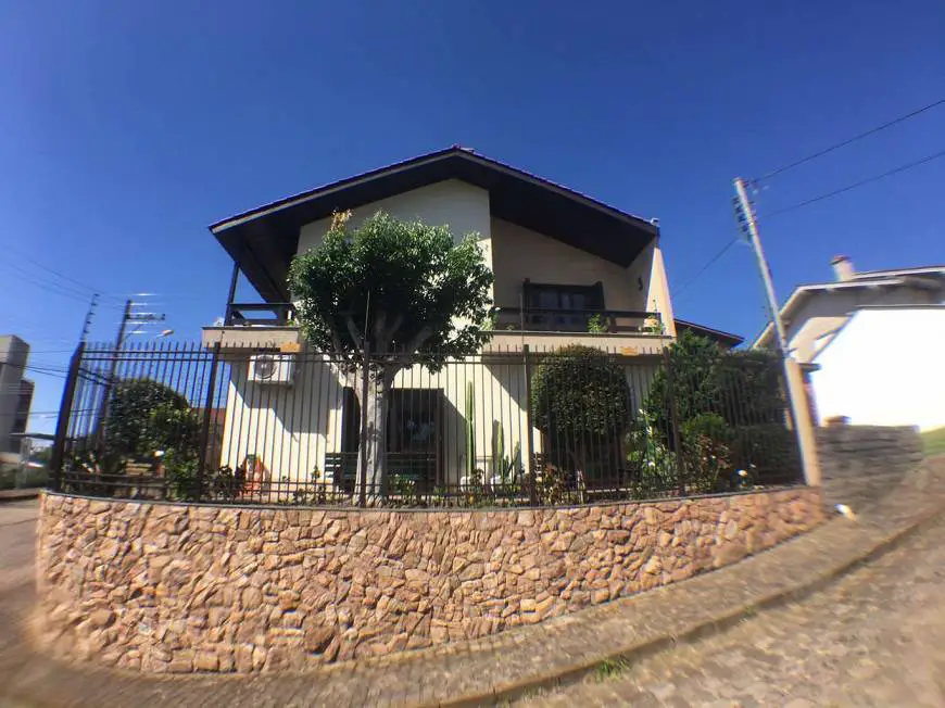 Foto 1 de Casa com 3 Quartos à venda, 299m² em Panazzolo, Caxias do Sul