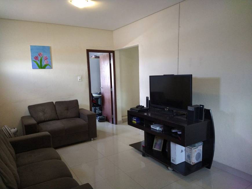 Foto 1 de Casa com 2 Quartos para alugar, 75m² em Serrano, Belo Horizonte