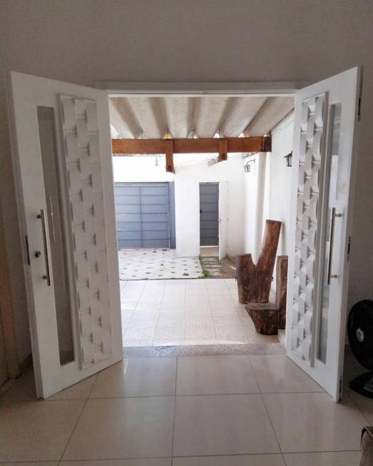 Foto 3 de Casa com 3 Quartos para alugar, 240m² em Jabaquara, São Paulo