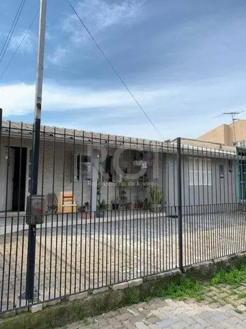Foto 3 de Casa com 3 Quartos à venda, 131m² em Parque da Matriz, Cachoeirinha