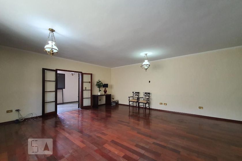 Foto 2 de Casa com 4 Quartos para alugar, 260m² em Sacomã, São Paulo