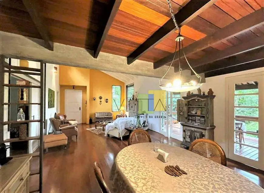 Foto 5 de Casa de Condomínio com 3 Quartos à venda, 320m² em Granja Viana, Carapicuíba