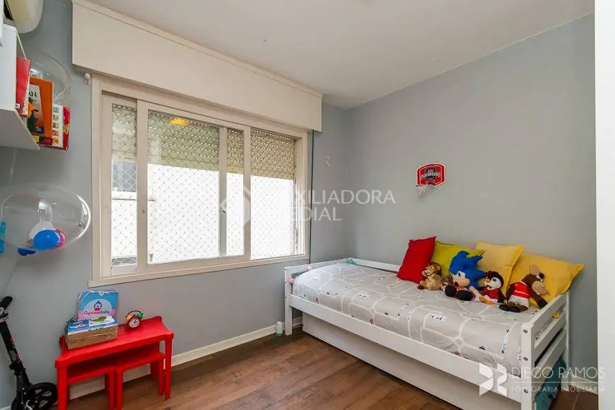Foto 5 de Apartamento com 2 Quartos à venda, 62m² em Santa Cecília, Porto Alegre