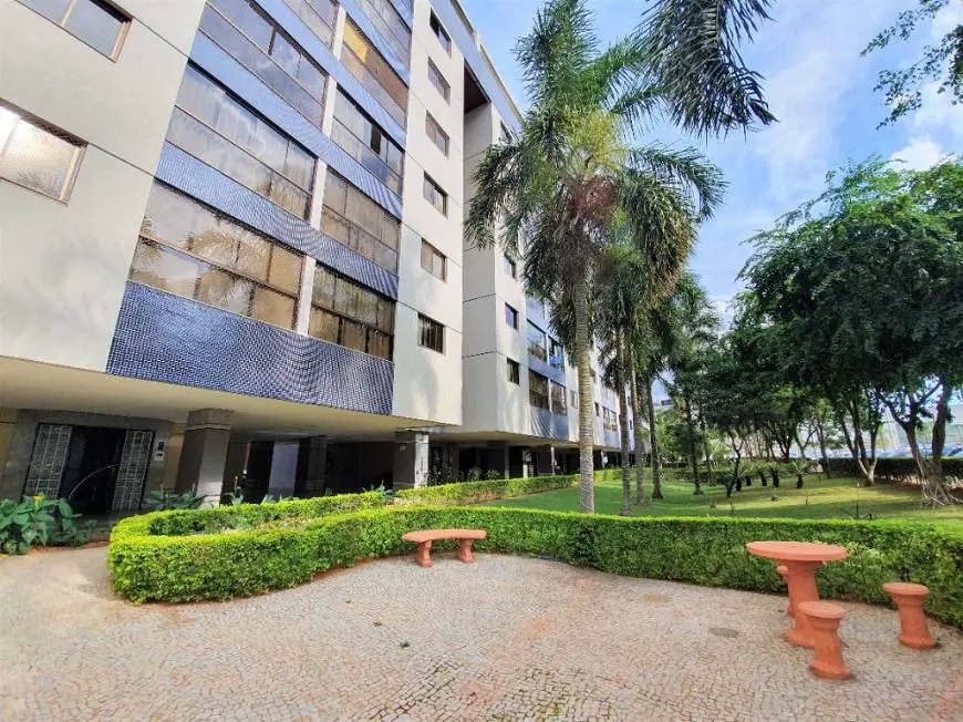 Foto 1 de Apartamento com 3 Quartos para alugar, 111m² em Asa Norte, Brasília