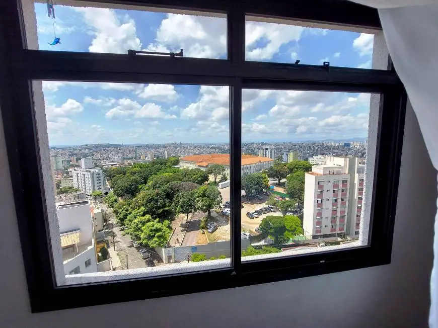 Foto 5 de Apartamento com 3 Quartos para alugar, 70m² em Nova Suíssa, Belo Horizonte
