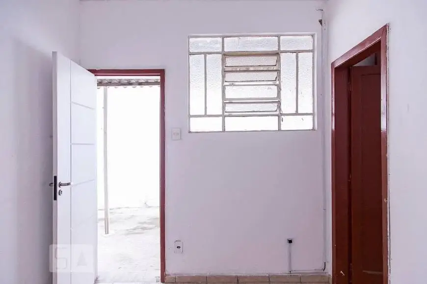 Foto 2 de Casa com 2 Quartos para alugar, 80m² em Prado, Belo Horizonte