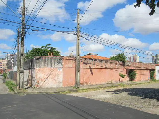 Foto 1 de Casa com 3 Quartos à venda, 459m² em Papicu, Fortaleza