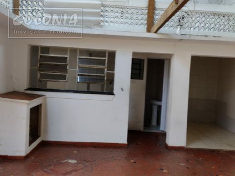 Foto 3 de Casa com 3 Quartos para alugar, 268m² em Parque Jacatuba, Santo André