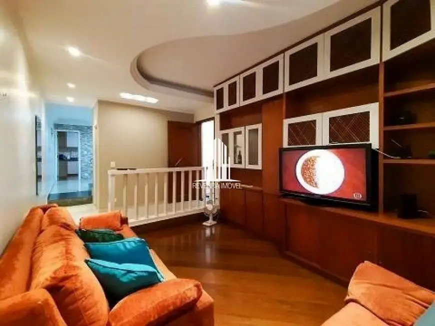 Foto 1 de Sobrado com 3 Quartos à venda, 140m² em Vila Gomes, São Paulo