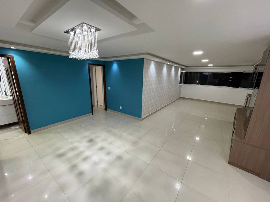 Foto 1 de Apartamento com 3 Quartos para venda ou aluguel, 170m² em Ponta Do Farol, São Luís