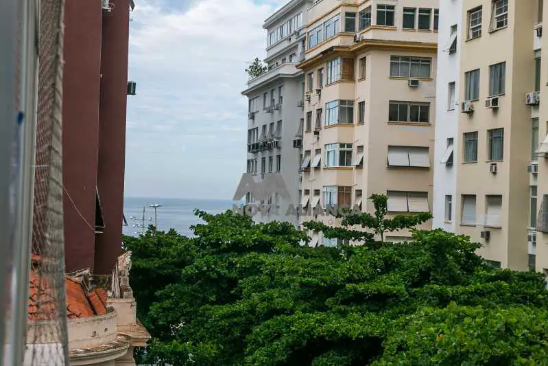 Foto 1 de Apartamento com 4 Quartos à venda, 165m² em Copacabana, Rio de Janeiro