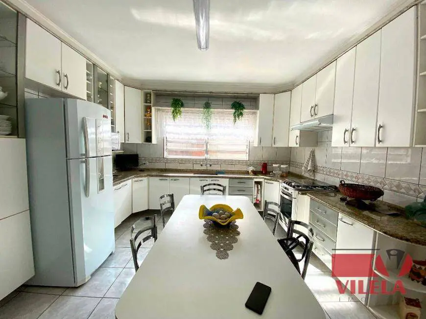 Foto 1 de Casa com 2 Quartos à venda, 203m² em Vila Tolstoi, São Paulo