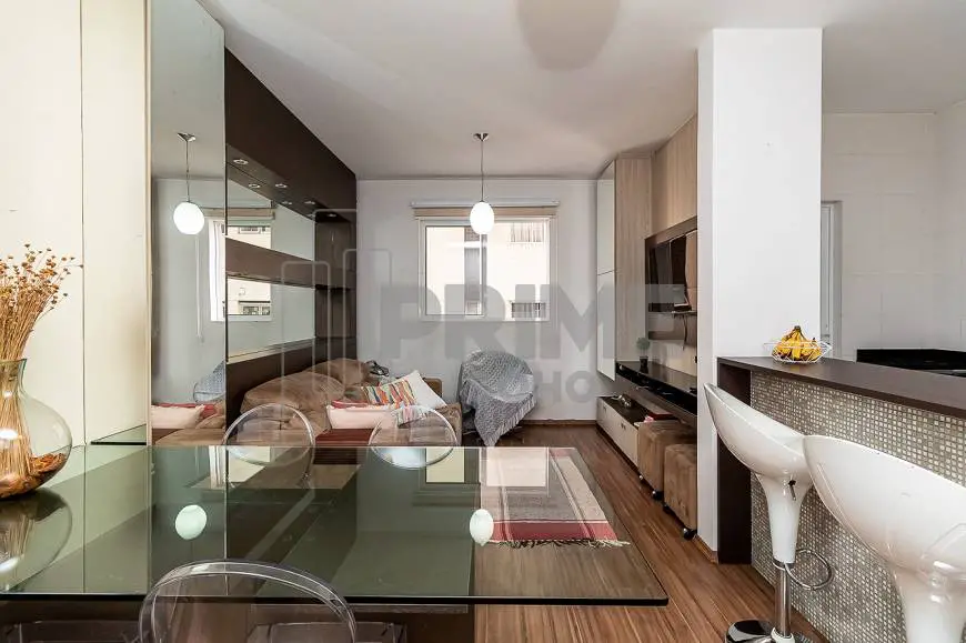 Foto 4 de Apartamento com 2 Quartos à venda, 68m² em Centro, Curitiba