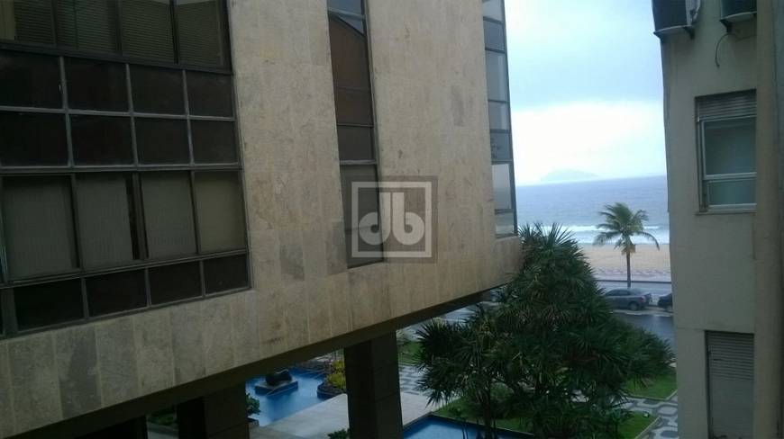 Foto 1 de Apartamento com 2 Quartos à venda, 85m² em Leblon, Rio de Janeiro