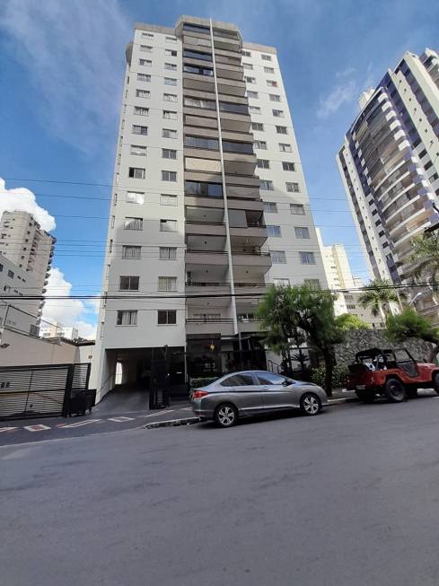 Foto 1 de Apartamento com 3 Quartos para alugar, 105m² em Setor Oeste, Goiânia