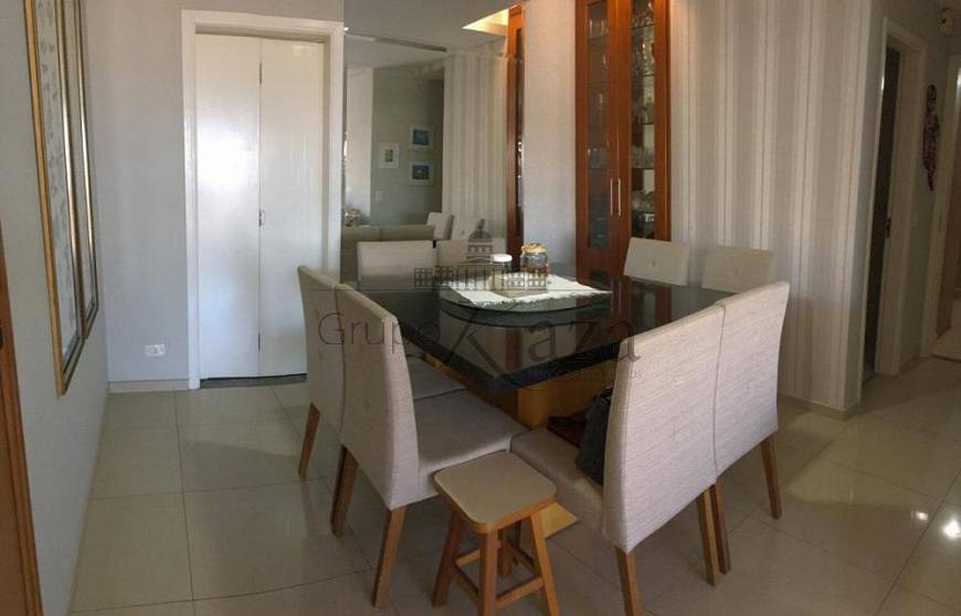 Foto 4 de Apartamento com 4 Quartos à venda, 270m² em Vila Ema, São José dos Campos