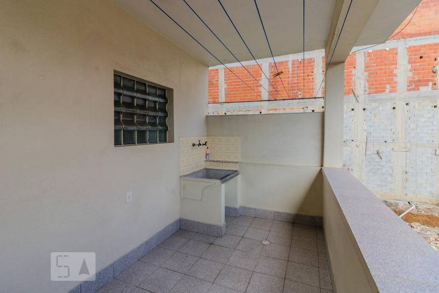 Foto 3 de Casa com 1 Quarto para alugar, 80m² em Jardim Bela Vista, Santo André