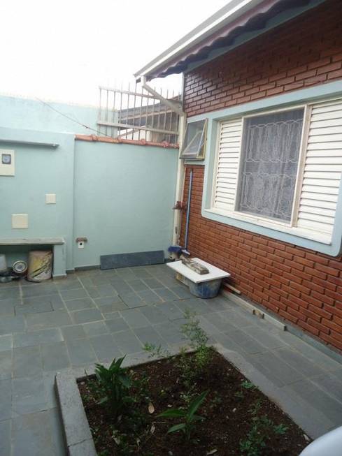 Foto 1 de Casa com 2 Quartos à venda, 82m² em Jardim Das Azaléias, Poços de Caldas