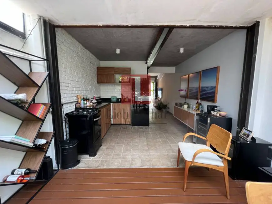 Foto 1 de Casa com 2 Quartos para alugar, 126m² em Jardim Europa, São Paulo