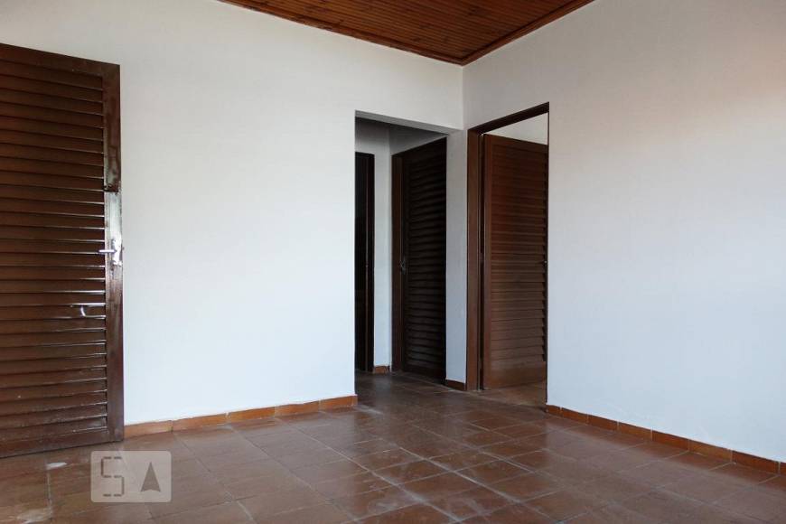 Foto 1 de Casa com 2 Quartos para alugar, 52m² em Setor Sul, Goiânia