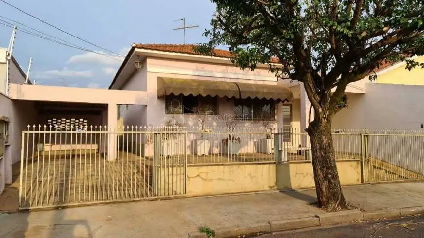 Foto 1 de Casa com 3 Quartos à venda, 258m² em Jardim Santa Lúcia, Araraquara