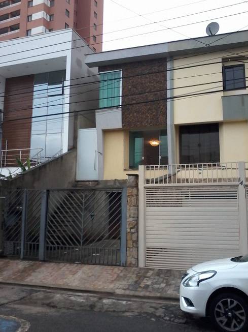 Foto 1 de Casa com 3 Quartos à venda, 185m² em Vila Carrão, São Paulo