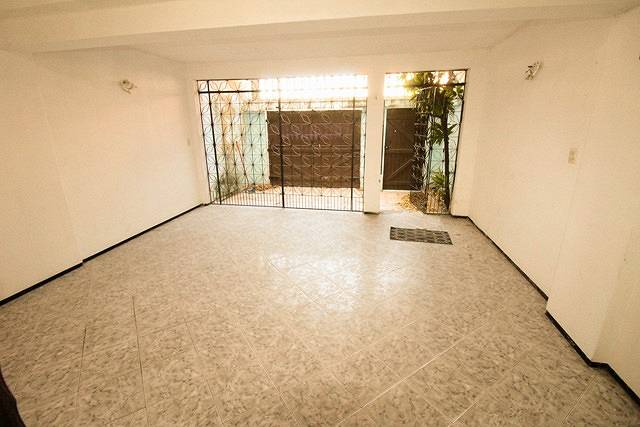 Foto 2 de Casa com 4 Quartos para alugar, 150m² em Álvaro Weyne, Fortaleza
