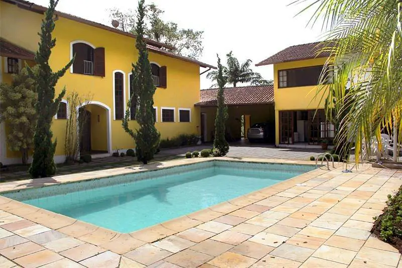 Foto 2 de Casa com 7 Quartos à venda, 255m² em Carlos Guinle, Teresópolis