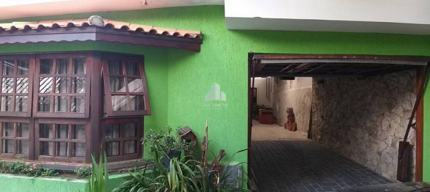 Foto 2 de Casa com 2 Quartos à venda, 400m² em Vila Valparaiso, Santo André