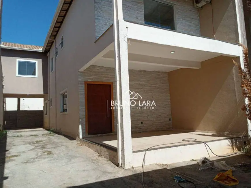 Foto 2 de Casa com 3 Quartos para alugar, 170m² em Cidade Nova, Igarapé