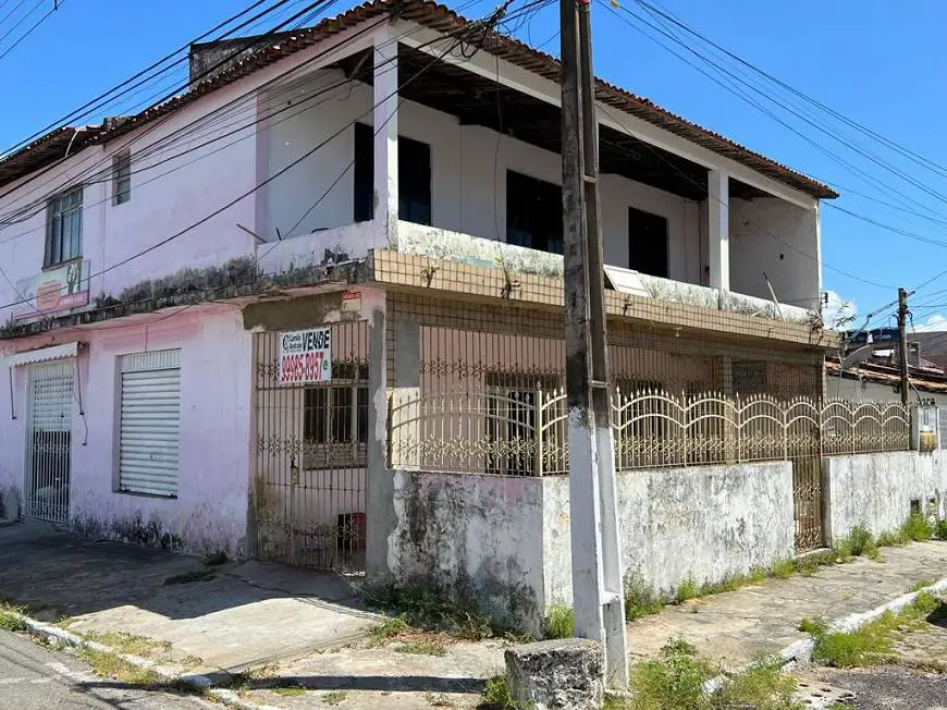 Foto 1 de Casa com 5 Quartos à venda, 300m² em Luzia, Aracaju