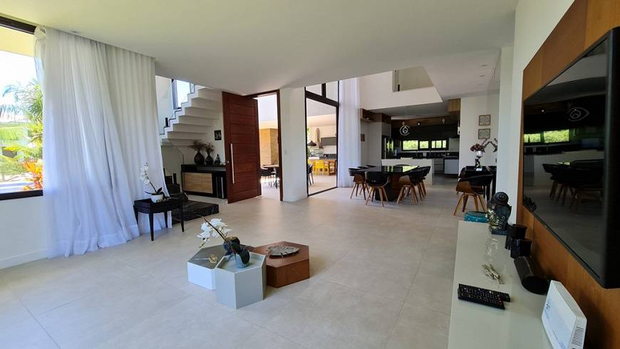Foto 2 de Casa de Condomínio com 5 Quartos à venda, 362m² em Guarajuba Monte Gordo, Camaçari