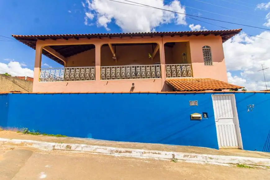 Foto 1 de Sobrado com 7 Quartos à venda, 480m² em Vicente Pires, Brasília