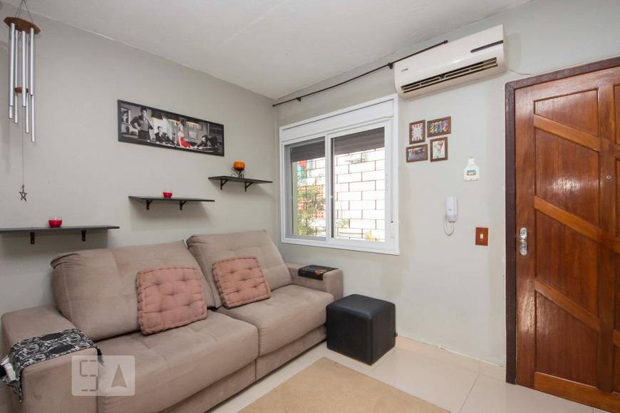 Foto 1 de Apartamento com 1 Quarto para alugar, 49m² em Humaitá, Porto Alegre