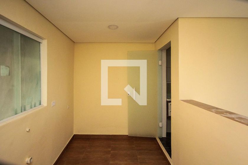 Foto 1 de Apartamento com 1 Quarto para alugar, 38m² em Vila Santa Clara, São Paulo